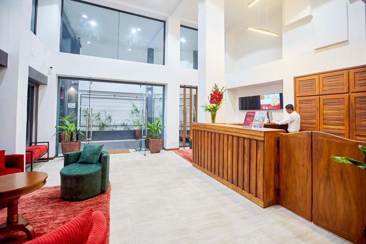 Anjary Hotel Антананариву Экстерьер фото