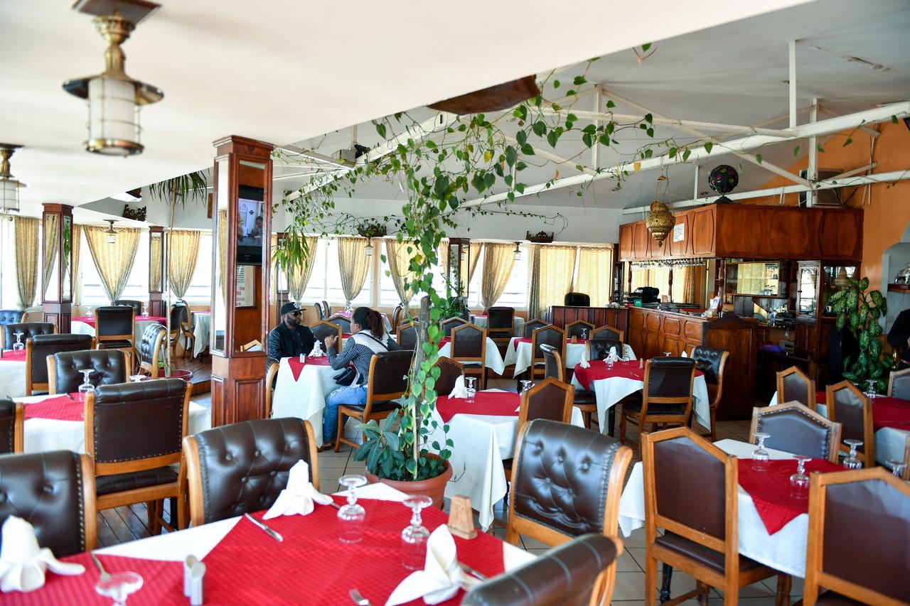 Anjary Hotel Антананариву Экстерьер фото